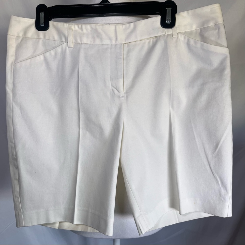 Express Design Studio Editor Bermuda Shorts White Size 12